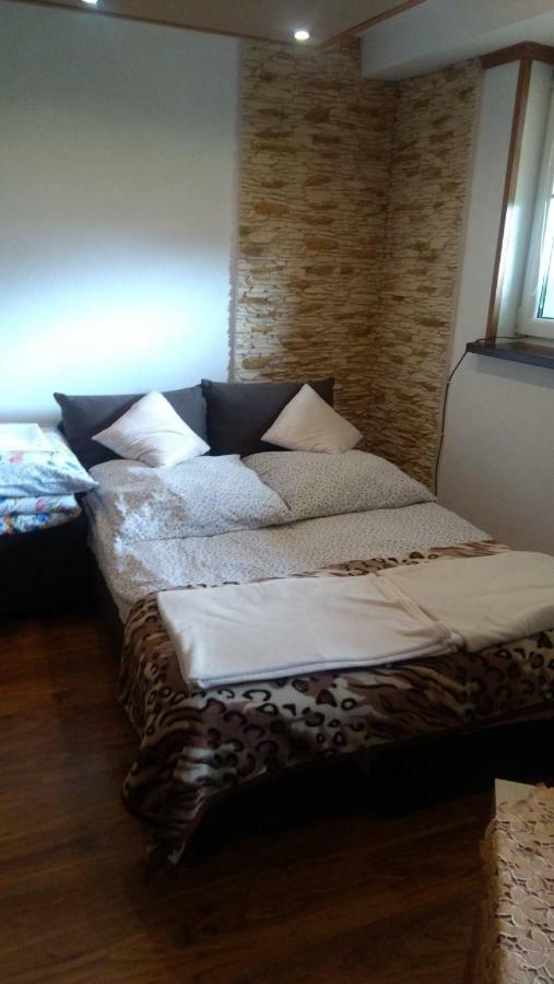 Apartament U Janusza Neumarkt Exterior foto